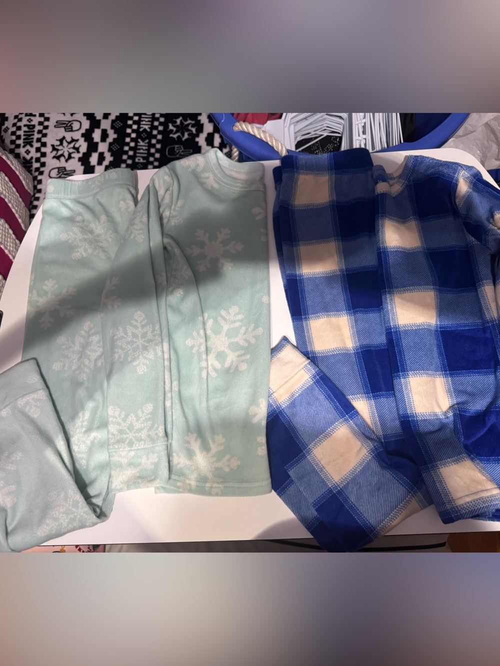 Cat & Jack Girls Mint Snowflake Fleece , blue chevron ones